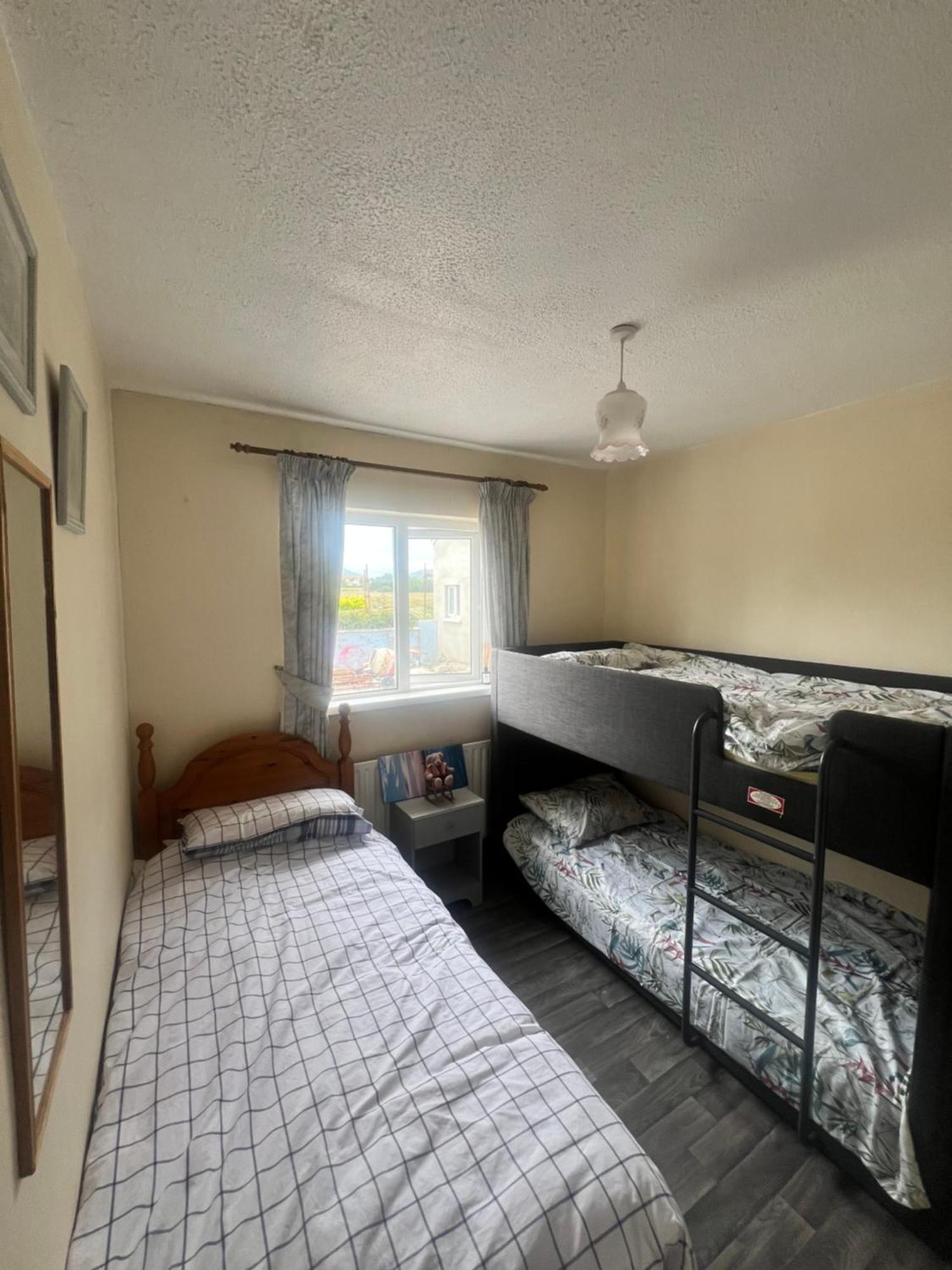 Shalom Bungalow Falcarragh Mountain View Oldtown Екстер'єр фото